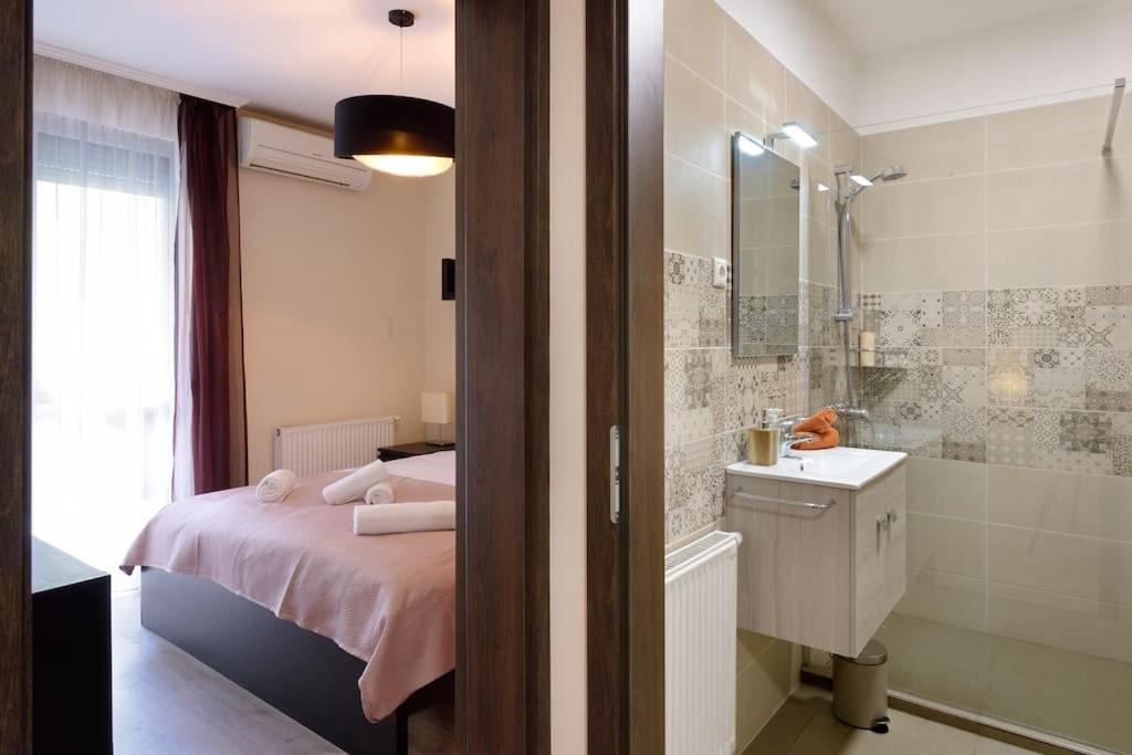 Orangehomes Garden View Friendly With Free Parking Apartment *